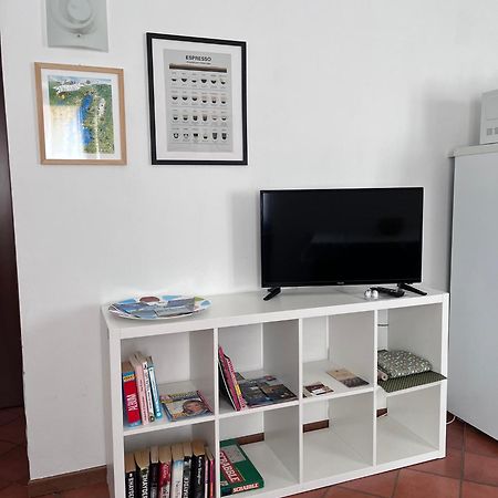 Apartment- City Center And Lake View Garda  Exteriör bild