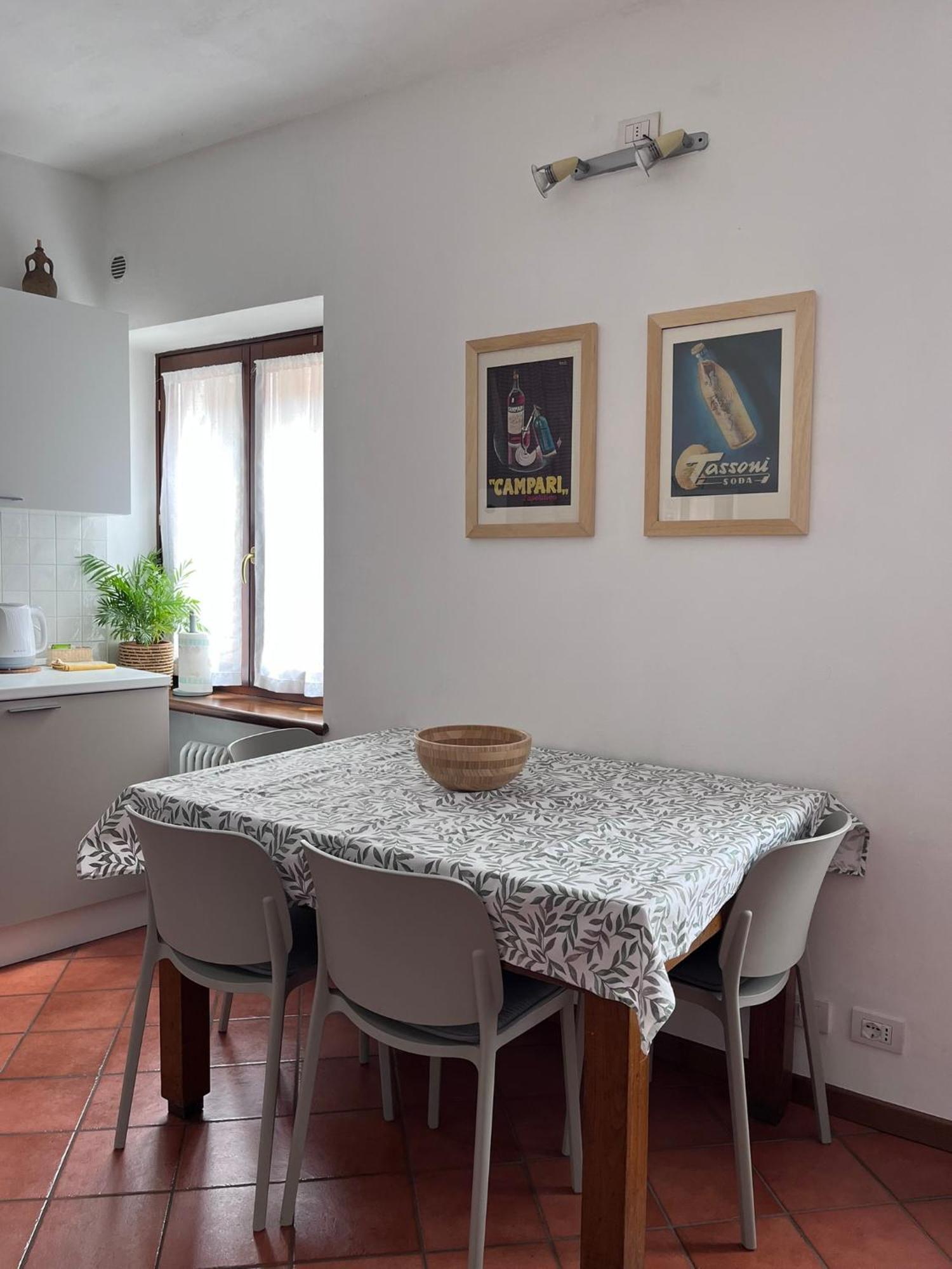 Apartment- City Center And Lake View Garda  Exteriör bild